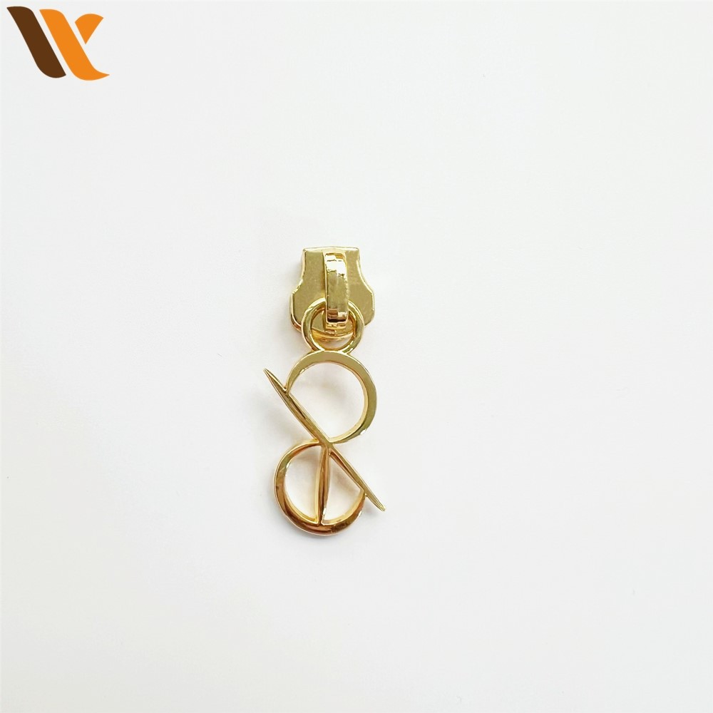 Fashionable 8 Shape Golden Zipper Pullers 4
