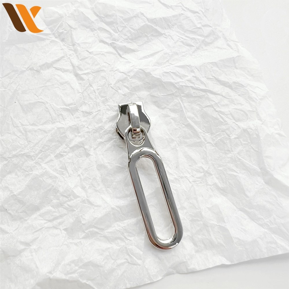 Cheap And Simple Silver Zipper Puller 3