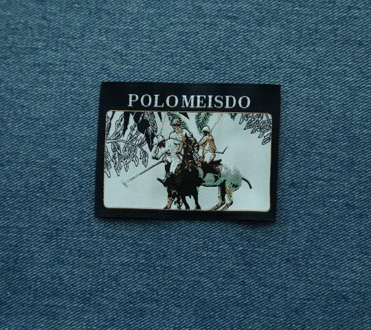 Hot wholesale t shirt center folded label garment tag custom woven label and tag