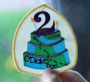 Anivèsè Pati nimewo brode patch