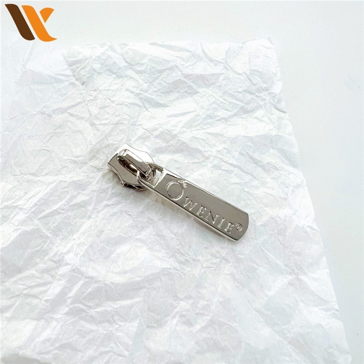 Custom Engraved Logo Metal Zipper Puller 2